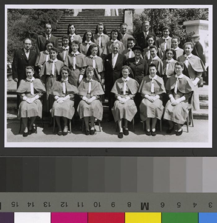 Cérémonie de remise des diplômes de l'école d'infirmières.
