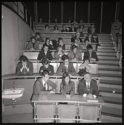 Cérémonie de remise des diplômes et des nominations.
